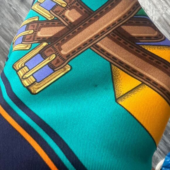Hermes Les Sangles Motif Printed Silk Scarf - Picture 7 of 7